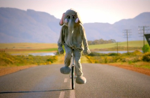 Coldplay – Paradise (CLIP)