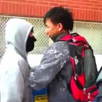 Choc : un garçon de 17 ans est dépouillé puis sauvagement tabassé par 7 jeunes (VIDEO)