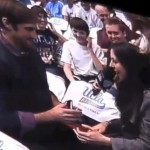 Une demande en mariage qui se solde par un rateau ! (VIDEO)