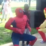 Quand des super-héros gâchent la fête d&rsquo;anniversaire d&rsquo;un petit (VIDEO)