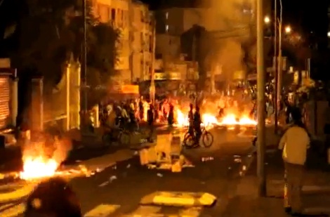 La Réunion : Les émeutes contre la vie chère continuent (VIDEO)
