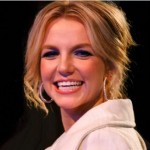 Britney Spears : l&rsquo;évolution de son visage en 1 minute ! (VIDEO)
