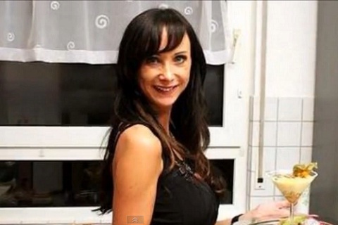 Une candidate se suicide après son passage dans « Un dîner presque parfait » !