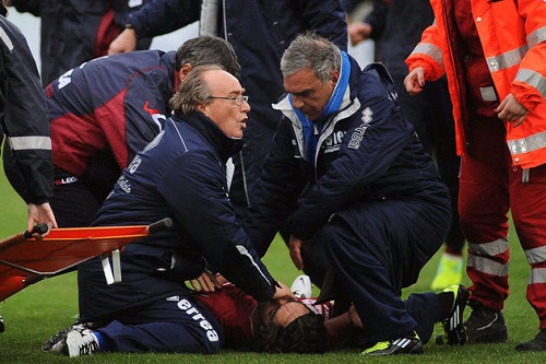 Italie : Le footballeur Piermario Morosini meurt en match victime d’un arrêt cardiaque (VIDEO)