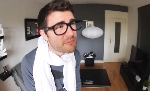 Cyprien – Les geeks (VIDEO)
