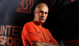 maillot om akhenaton