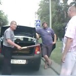 Voici comment les russes règlent leurs différends sur la route (VIDEO)