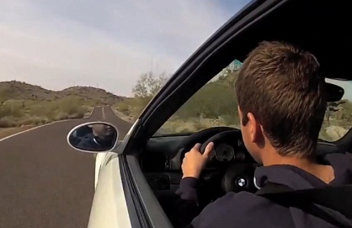 Il se crashe au volant d’une BMW M3 ! (VIDEO)