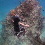Faire de la plongée en fauteuil roulant (VIDEO)