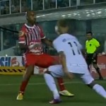 Neymar adore humilier ses adversaires (VIDEO)