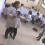 Italie: Des enfants de maternelle maltraités par leur maîtresse (VIDEO)