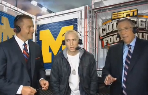 Eminem : son étrange comportement lors d&rsquo;une interview
