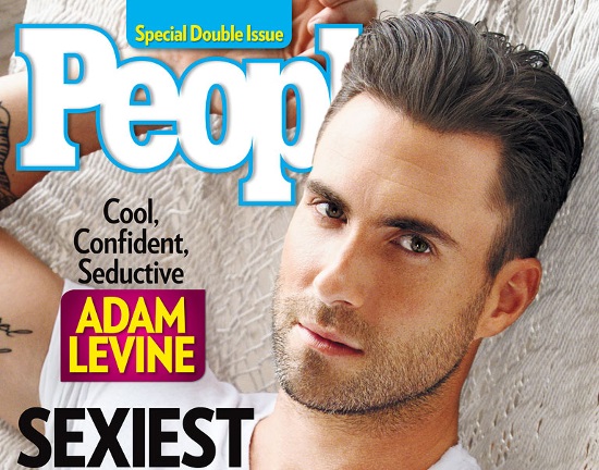 Adam Levine élu homme le plus sexy du monde en 2013 (VIDEO)