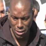 Mort de Paul Walker : Tyrese Gibson en larmes sur le lieu de l&rsquo;accident (VIDEO)