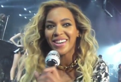 Beyonce interrompt son concert rien que pour une fan (VIDEO)