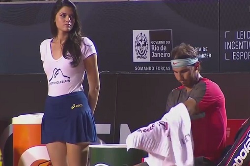 Rafael Nadal sous le charme d’une ramasseuse de balles (VIDEO)