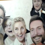 Elle dessine le selfie des Oscars 2014 (VIDEO)