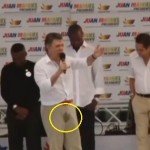 Le président colombien se pisse dessus en plein discours (VIDEO)