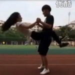 Somersault kiss :  le mème qui fait fureur sur le net chinois (VIDEO)