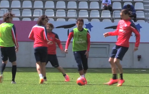 Zlatan Ibrahimovic humilie Marquinhos (VIDEO)
