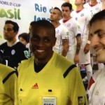 Mondial 2014 : un arbitre se prend un vent monumental (VIDEO)
