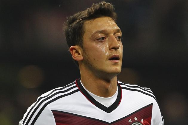 Découvrez le fils caché du footballeur Mesut Özil (photos)