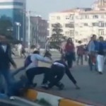 Turquie : il envoie son chien séparer une bagarre (vidéo)