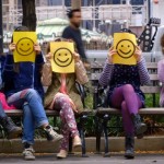 Sia – You&rsquo;re Never Fully Dressed Without a Smile (clip)