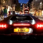 Une Lamborghini Aventador prend feu dans les rues de Londres ! (vidéo)