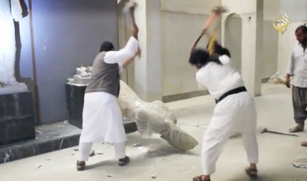 Des djihadistes détruisent le musée de Ninive en Irak (vidéo)