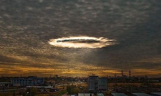 9 photos de nuages représentant clairement un dessin dans le ciel