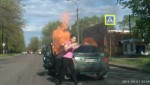 Découvrez pourquoi fumer au volant peut être très dangereux
