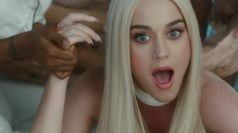 Katy Perry – Bon appétit (clip)