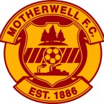 Il change son nom de famille pour celui de son équipe favorite.