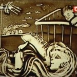 Elle raconte une histoire avec du sable (VIDEO)
