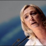 Marine Le Pen réclame l’interdiction des minarets en France