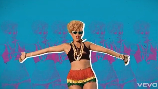 Rihanna – Rude Boy (CLIP)