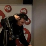 Francis Lalanne pète un cable à la radio &laquo;&nbsp;Je t’emmerde toi et ta radio&nbsp;&raquo; (VIDEO)