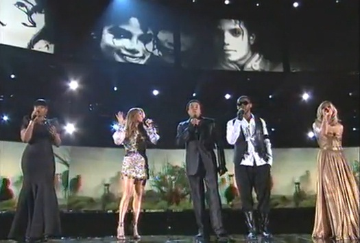 Emouvant hommage à Michael Jackson lors des Grammy Awards (VIDEO)