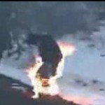 Le feu ça brûle ? (VIDEO)