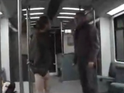 Agression RIDICULE dans le métro (VIDEO)