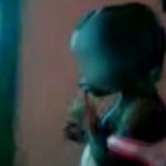 Choc : elle apprend à sa fille de 2 ans à fumer de la marijuana (VIDEO)