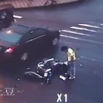 Un motard sans casque sort indemne d&rsquo;un accident ultra violent (VIDEO)