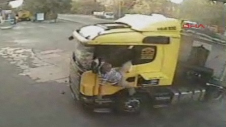 Une vidéo qui va vous faire porter votre ceinture de sécurité (VIDEO)