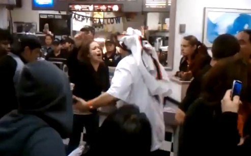 USA : Bagarre générale au McDo pour des chicken nuggets (VIDEO)