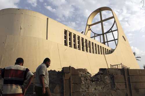 Choc : 53 morts après le carnage d’Al-Qaeda dans une église de Bagdad (VIDEOS)
