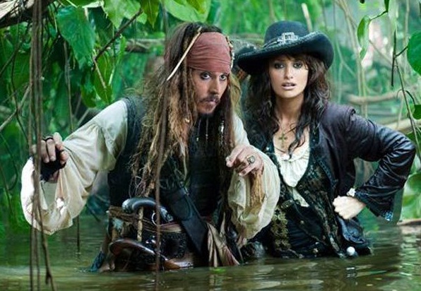Pirates des Caraïbes 4 : la Fontaine de Jouvence (BANDE ANNONCE)