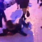 Attention ça glisse, chutes à gogo (VIDEO)