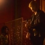 Qui veut épouser mon fils : Clara joue la prostituée dans un clip de Renaud (VIDEO)