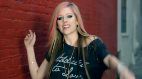 Avril Lavigne – What The Hell (CLIP) 3D